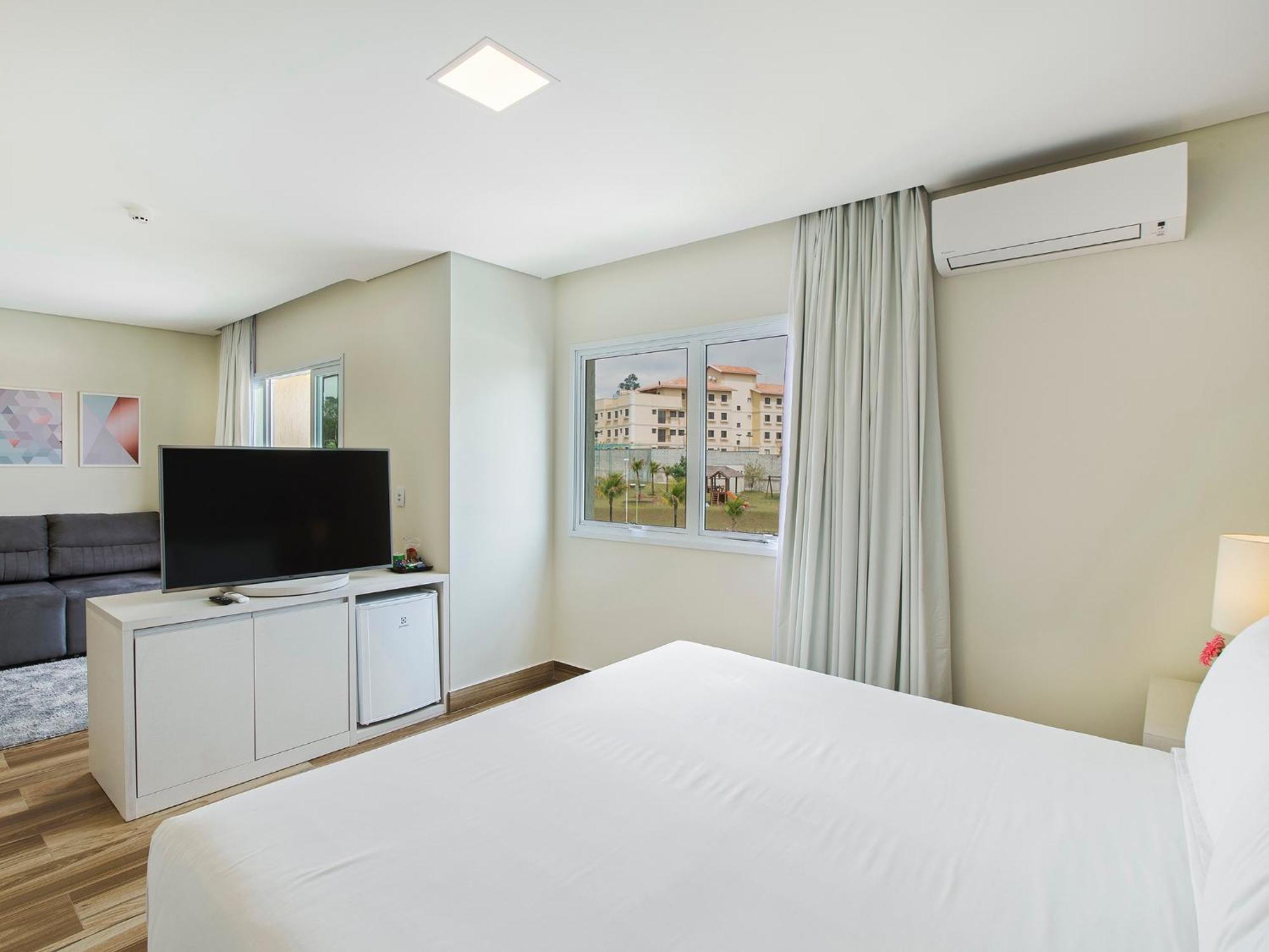 Vinhedo Plaza Hotel Kültér fotó
